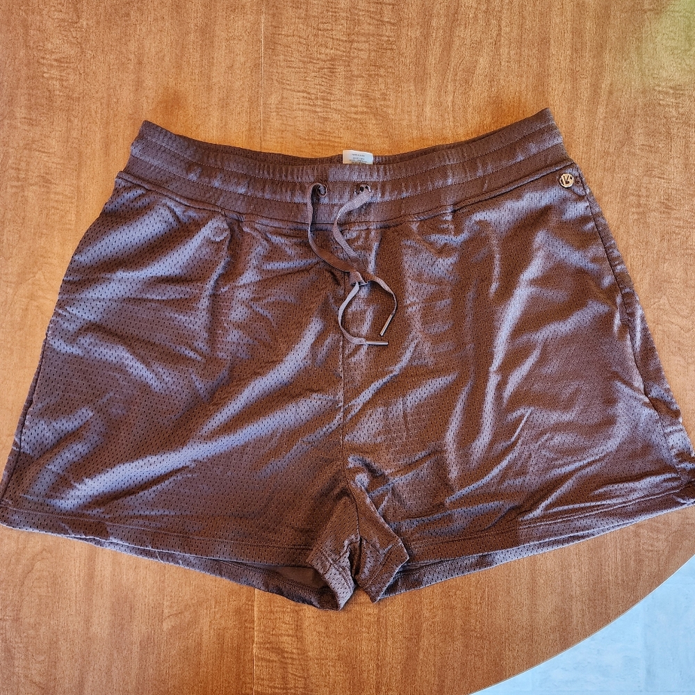 Buffbunny Pump Short - Journey Dark Brown – L; NWOT